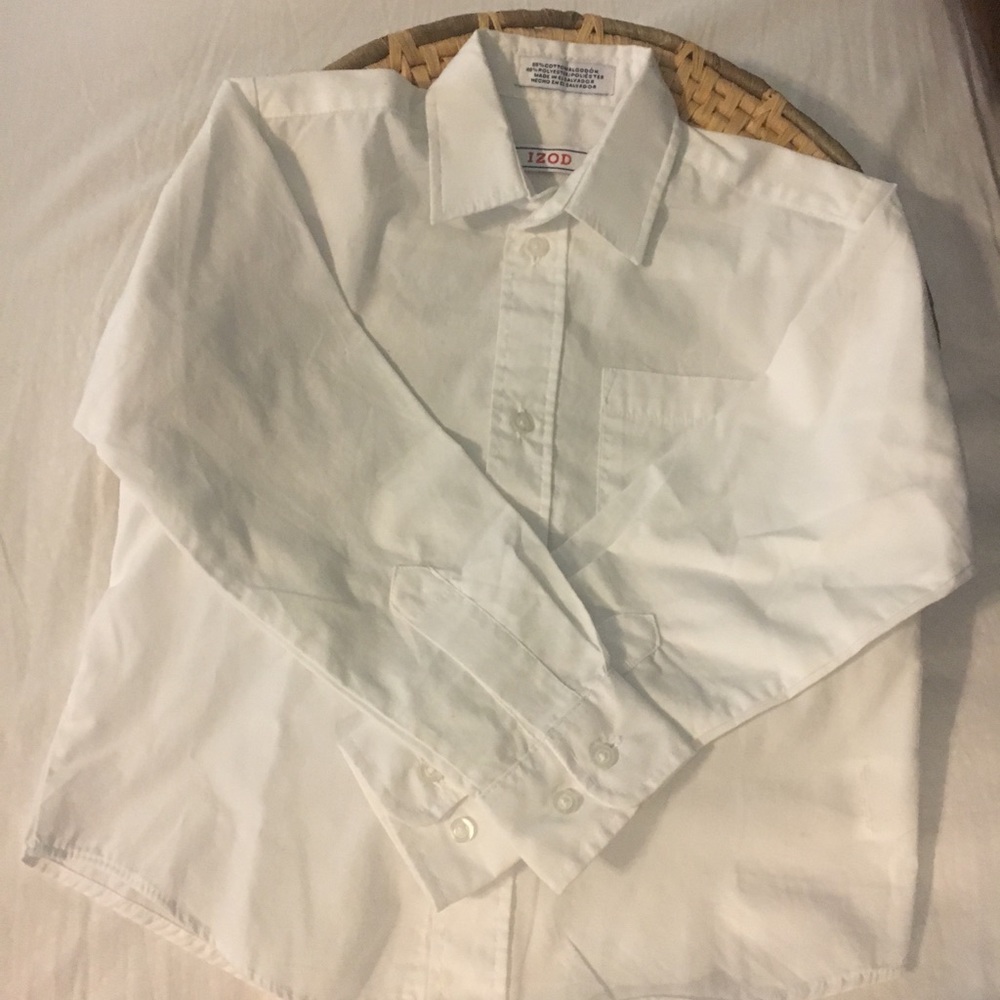🦋EUC🦋  IZOD Button Down Shirt